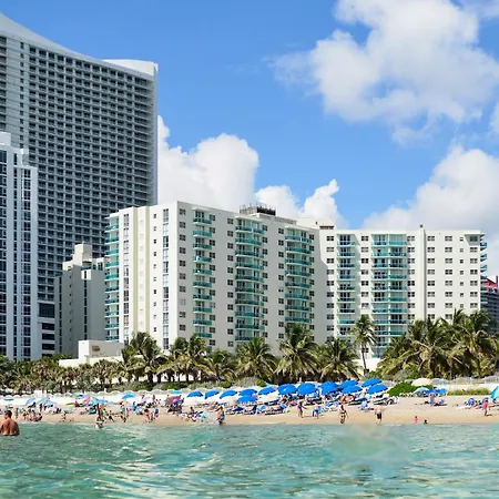 Hollywood Beachfront Retreat